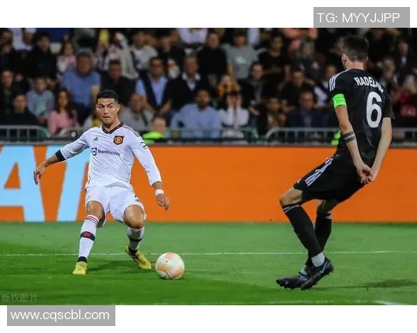 C罗与切赫的巅峰对决谁能在足球历史上留下更深刻的印记