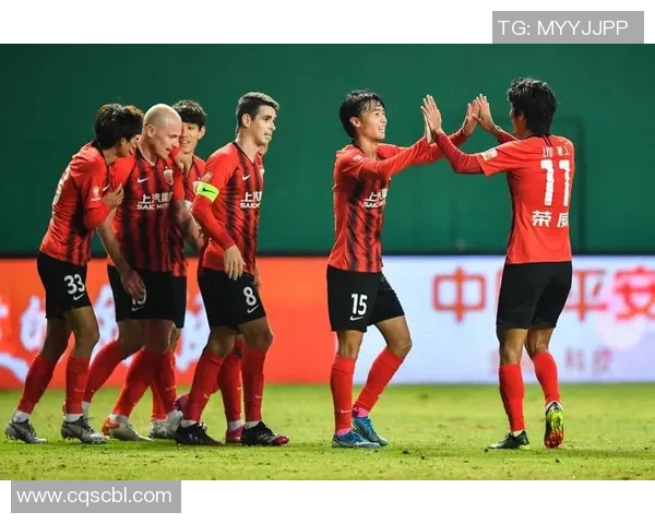 上海足球队整体压制革新探讨与未来发展展望