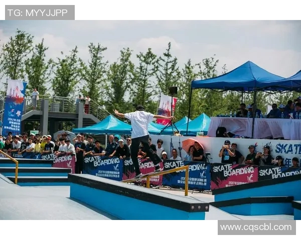 深圳滑板队的灵活性探秘：如何在城市文化中展现独特风采